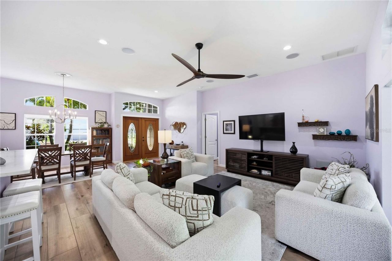 5595 Bent Oak Drive, Sarasota, FL 34232 Photo