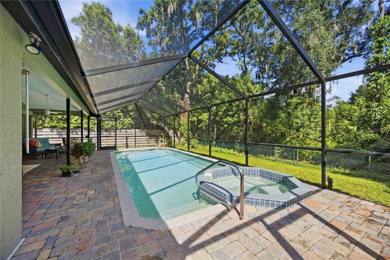 5595 Bent Oak Drive, Sarasota, FL 34232 Photo