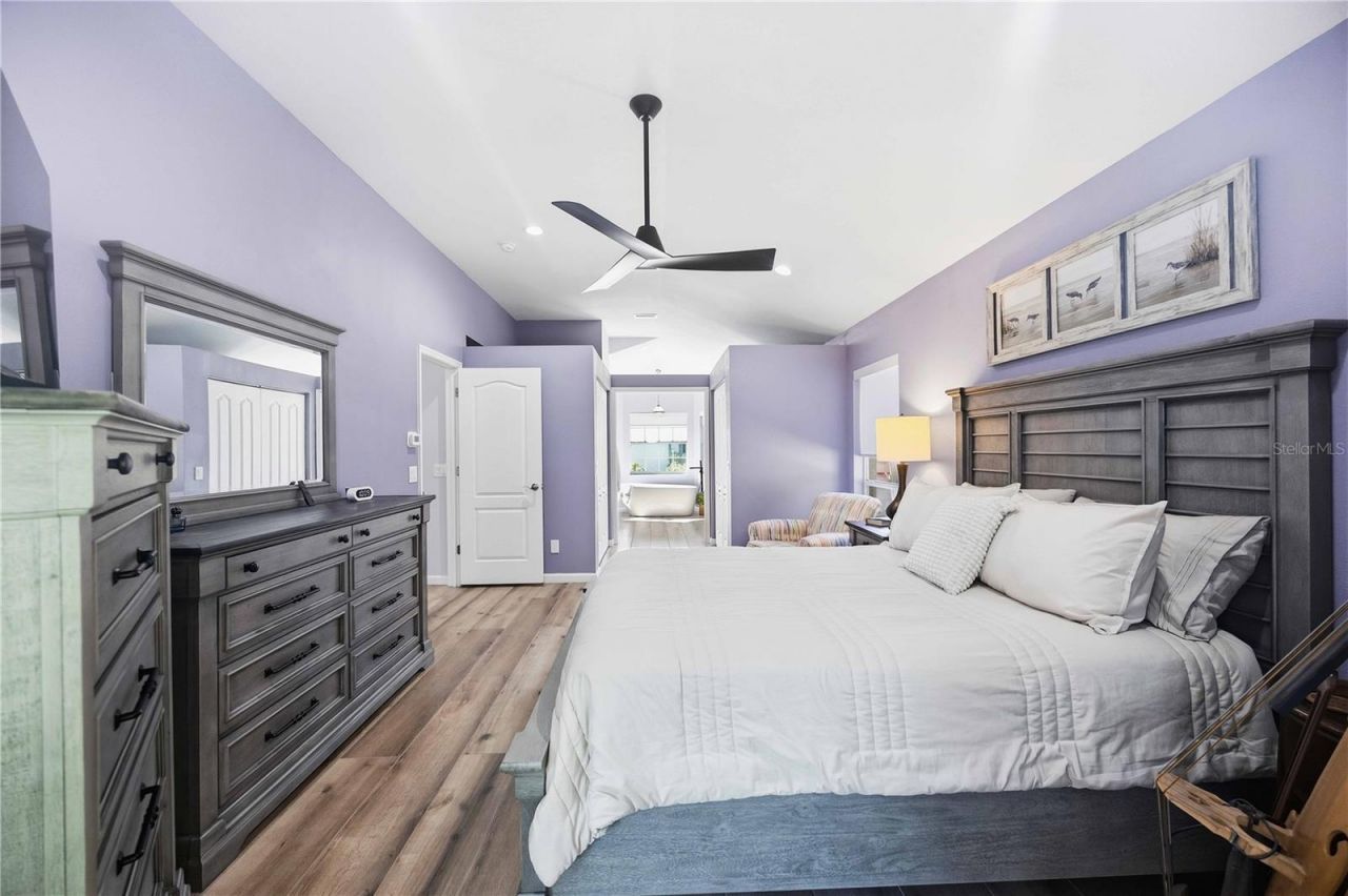 5595 Bent Oak Drive, Sarasota, FL 34232 Photo