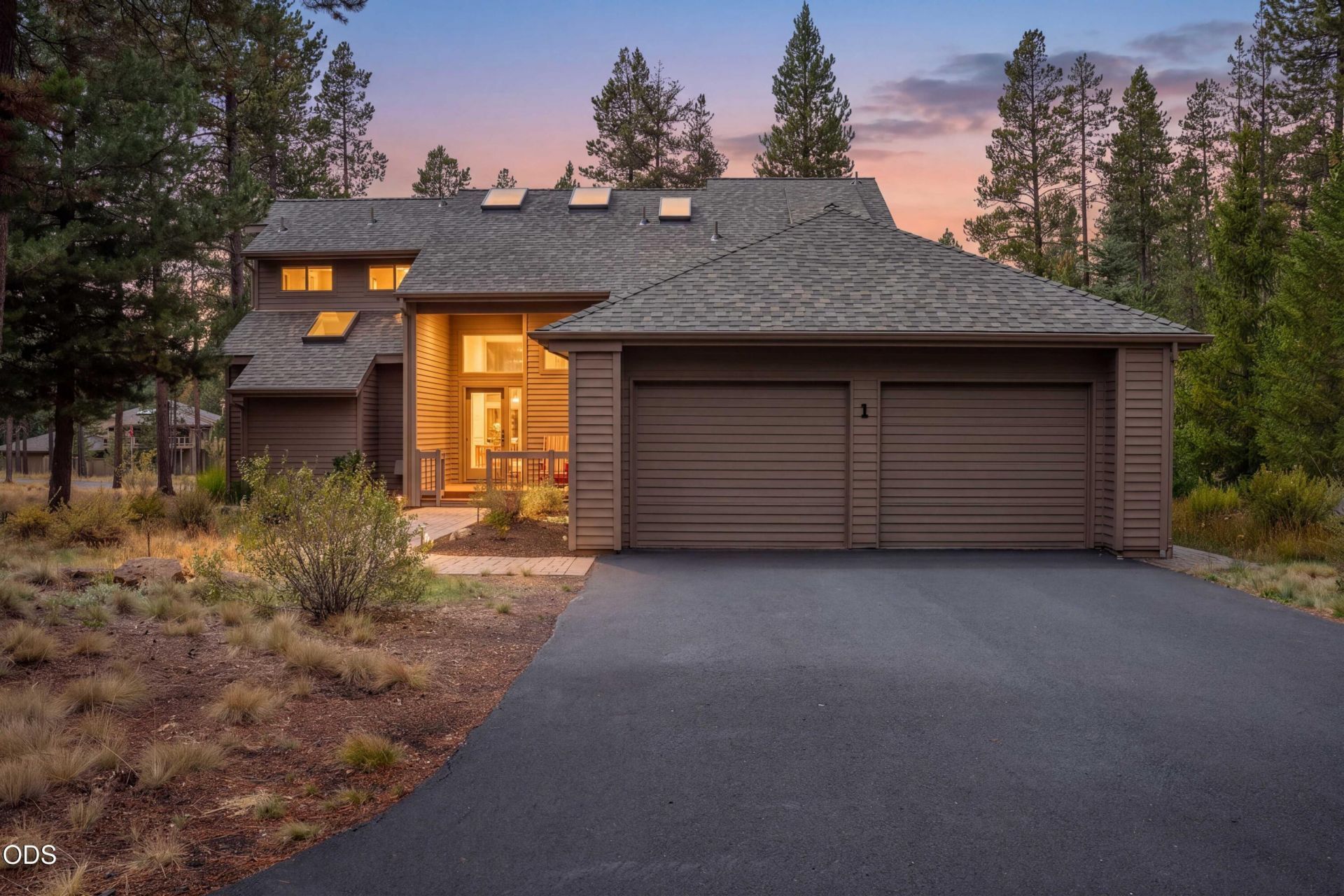 57983 Cypress Lane, Unit 1, Sunriver, OR 97707 Main Photo