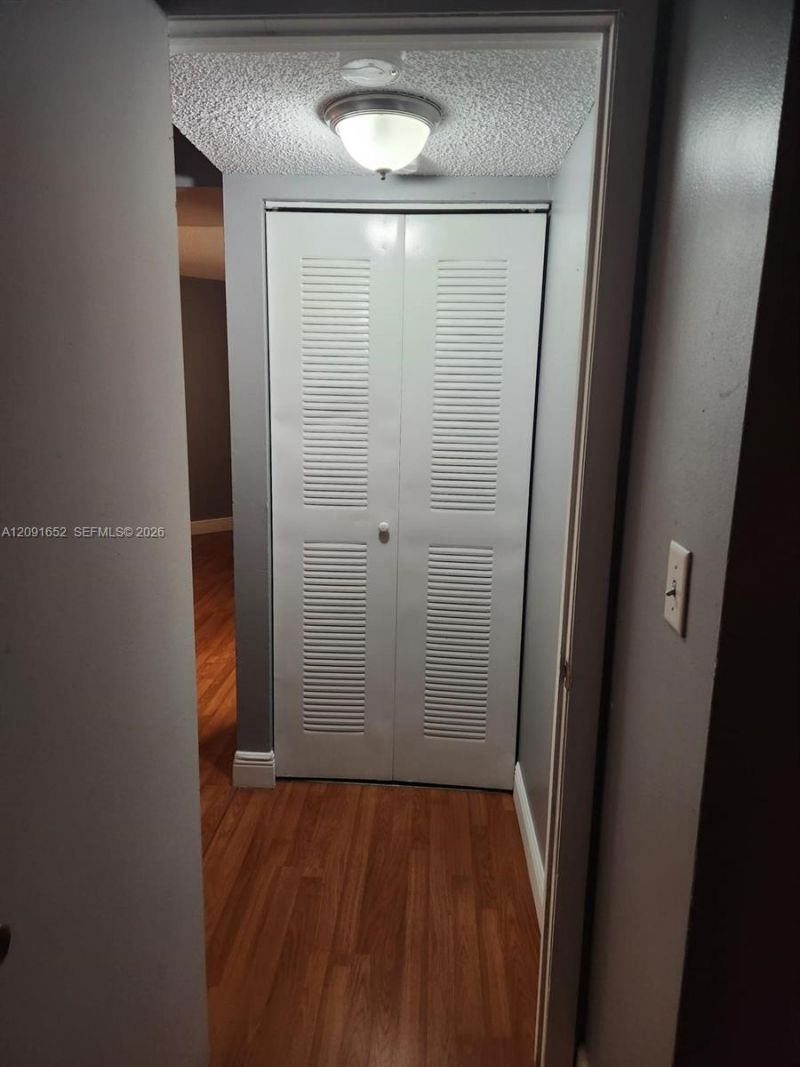 6292 NW 186th St, Unit 206, Hialeah, FL 33015 Photo