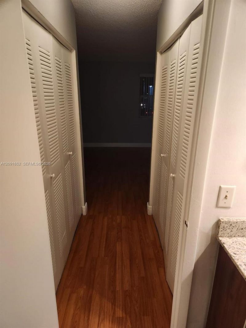 6292 NW 186th St, Unit 206, Hialeah, FL 33015 Photo