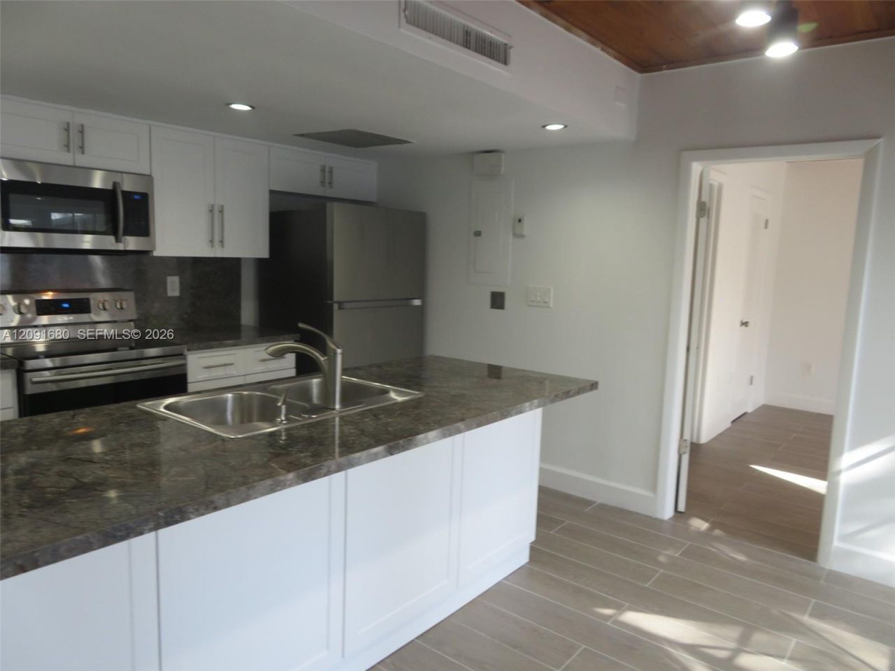 6401 Turkey Run Ter , Miami Lakes, FL 33014 Photo