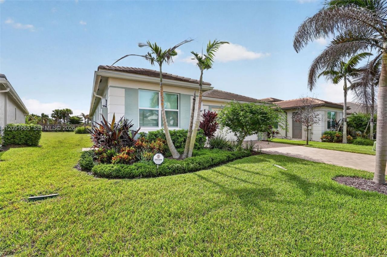 11797 SW Coral Cove Pkwy, Port Saint Lucie, FL 34987 Photo