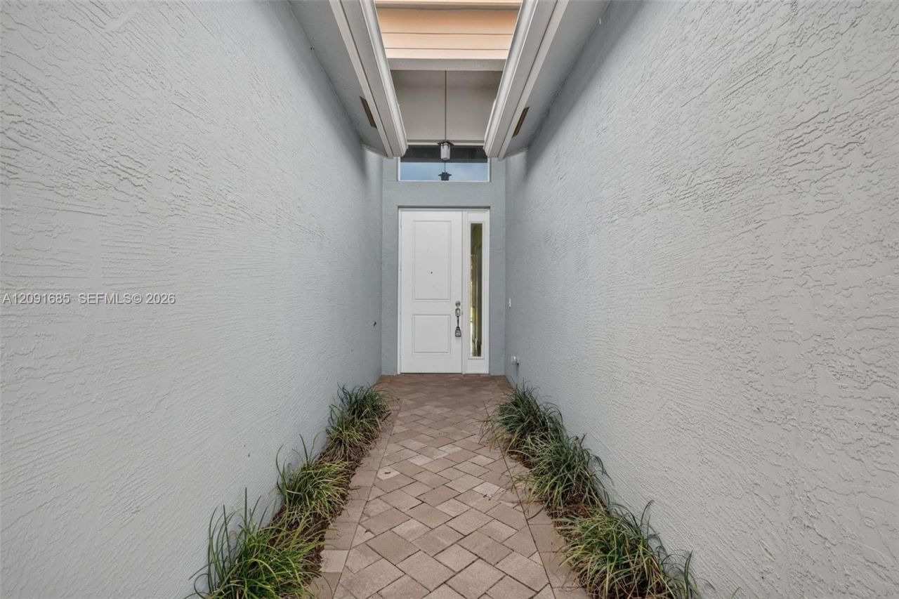 11797 SW Coral Cove Pkwy, Port Saint Lucie, FL 34987 Photo