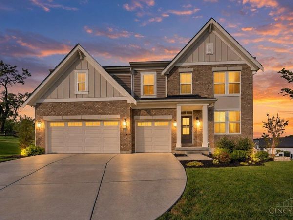 8533 Sweetbay Circle, Cincinnati, OH 45247