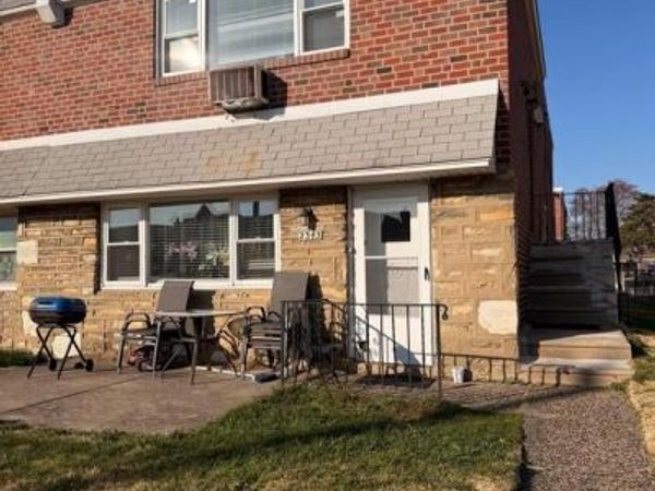 2343 HOFFNAGLE STREET , PHILADELPHIA, PA 19152