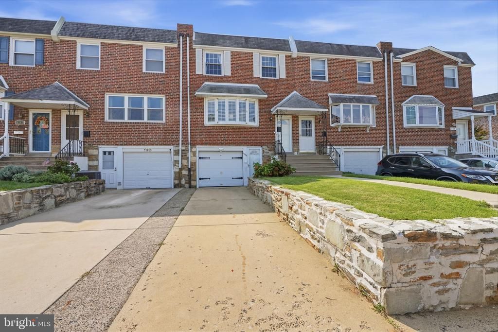 11753 Brandon Road, Philadelphia, PA 19154 Main Photo