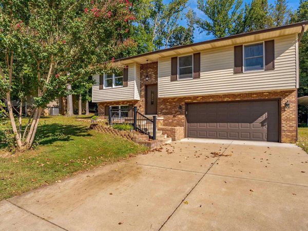 1207 Westwood Hills Drive, Evansville, IN 47720