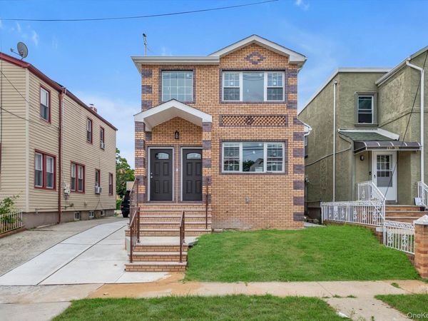 13740 234th Street, Rosedale, NY 11422