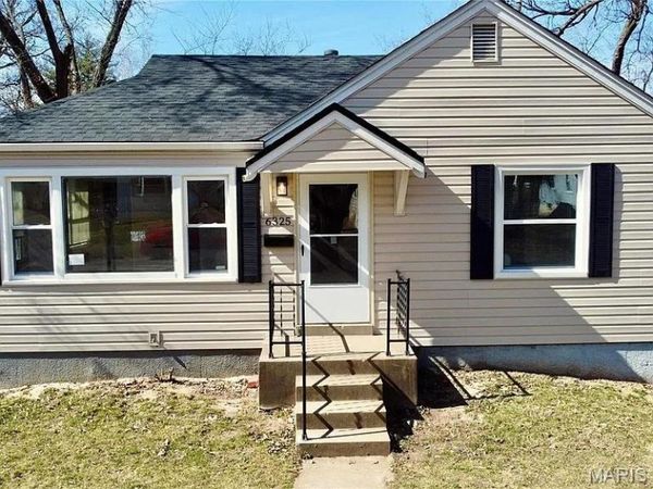 6325 Everett Drive , St Louis, MO 63134