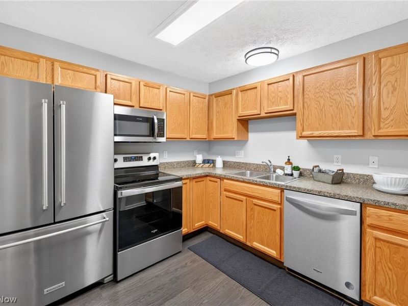 618 Birch Hill Drive, Medina, OH 44256 Photo 11