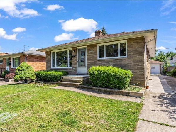 22000 Nicholas Avenue , Euclid, OH 44123