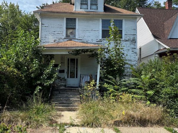 1363 Newport Street , Detroit, Mi 48215