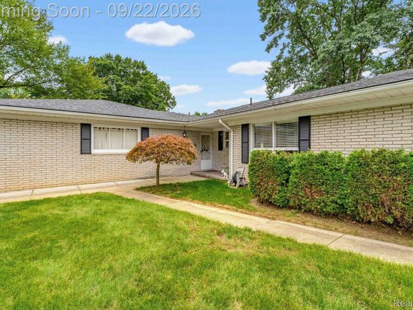 56600 North Avenue, Macomb Township, Mi 48042