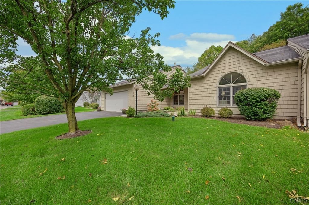6306 Hamlet Crest, Jamesville, NY 13078 Main Photo