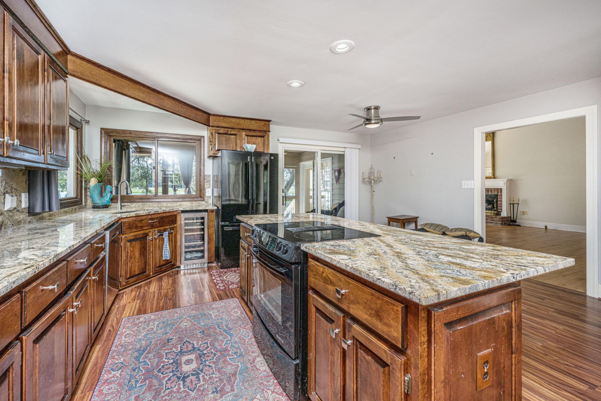8727 Middleton Point Lane Photo 14