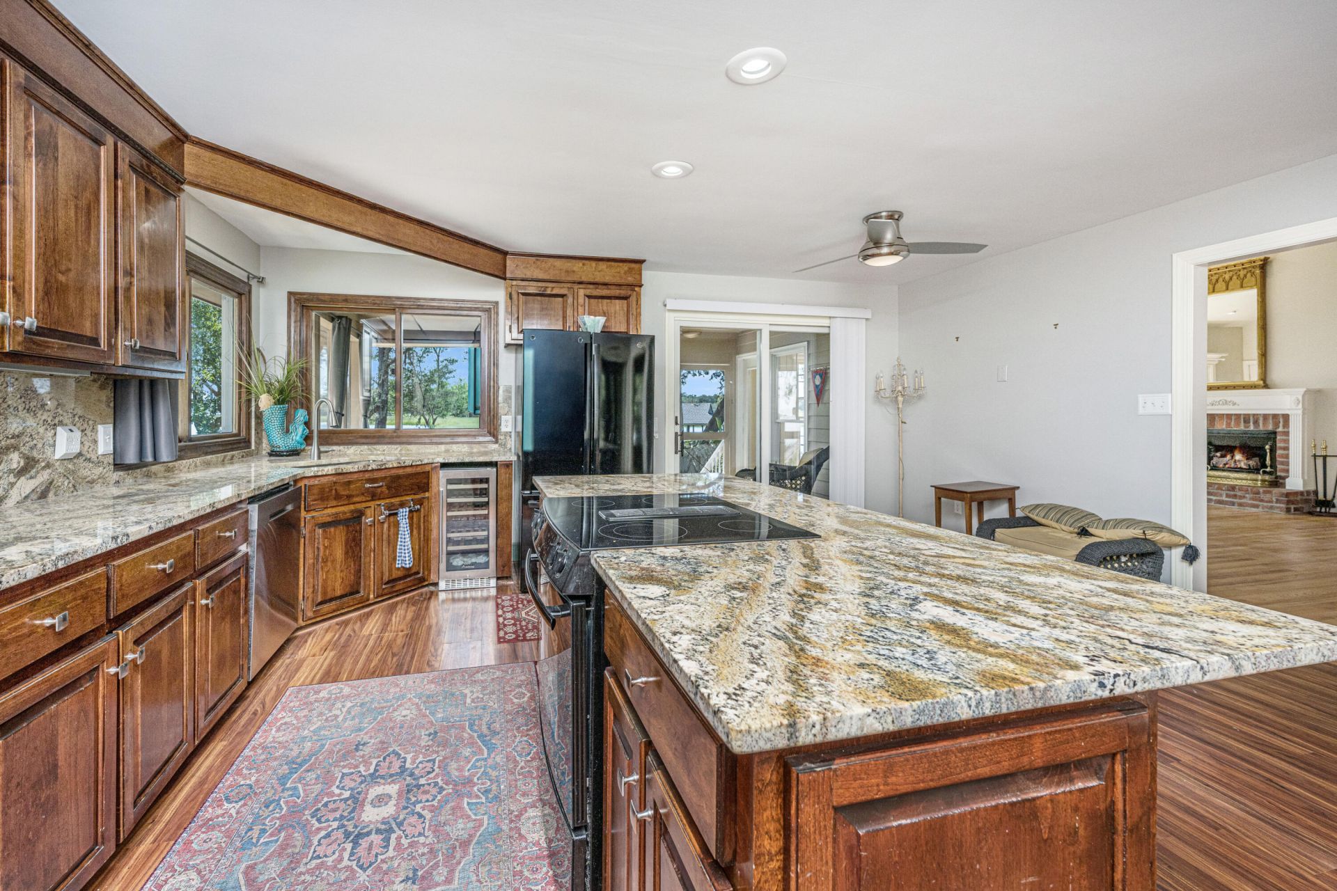 8727 Middleton Point Lane Photo 15