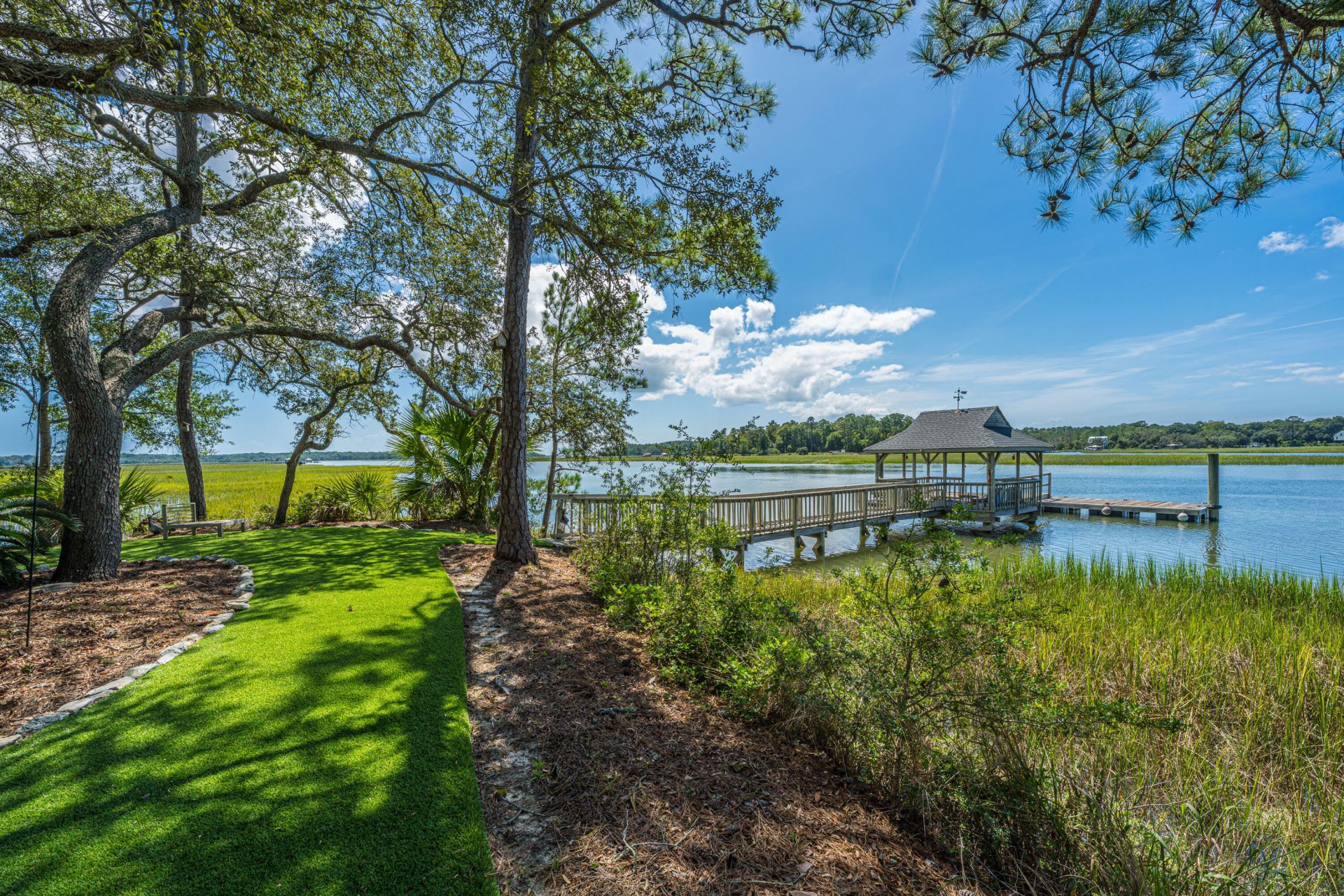 8727 Middleton Point Lane Photo 17