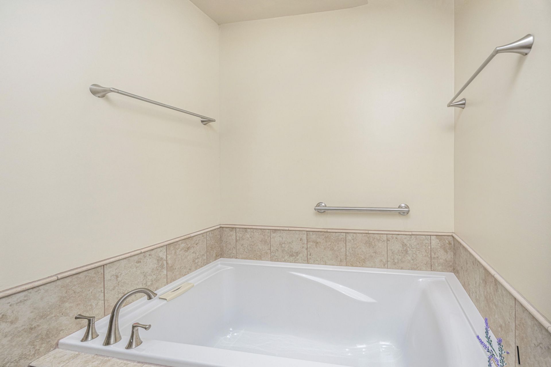 8727 Middleton Point Lane Photo 22