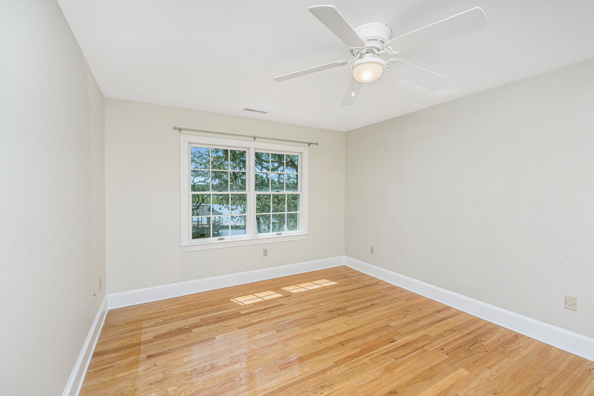 8727 Middleton Point Lane Photo 25