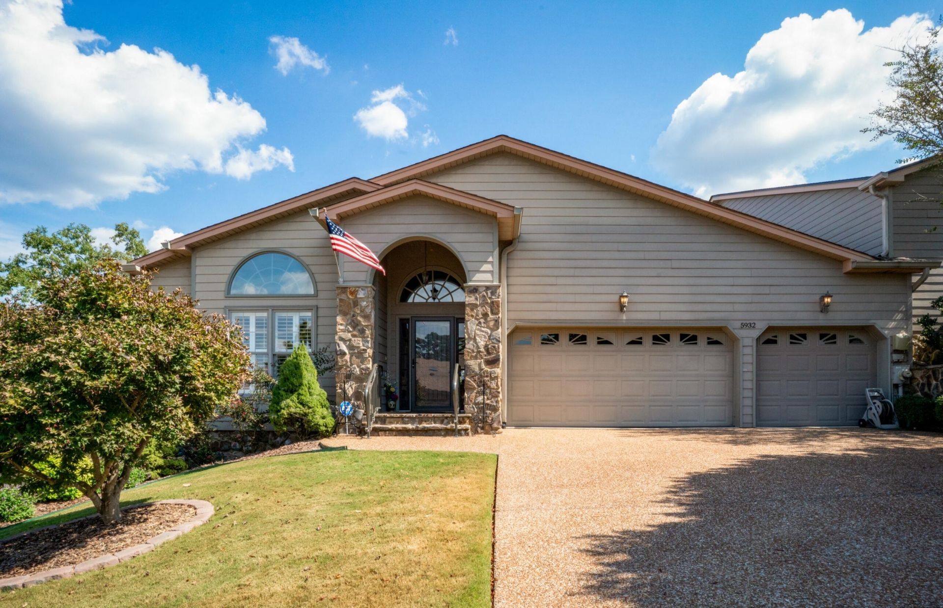 5932 Rainbow Springs Drive, Chattanooga, TN 37416 Main Photo