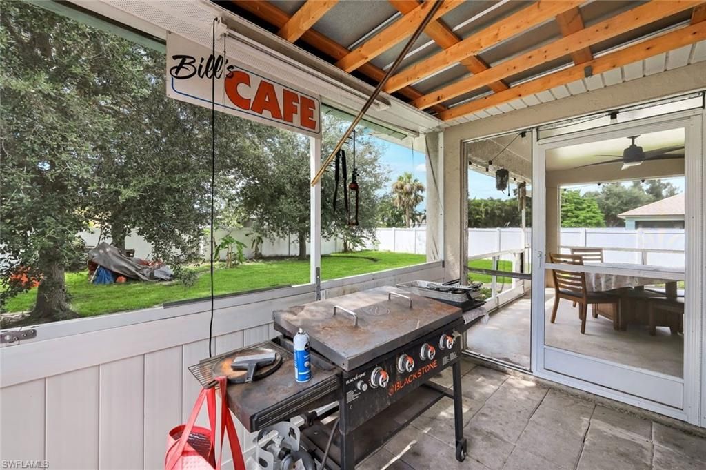 410 SW 7th Ct , Cape Coral, FL 33991 Photo