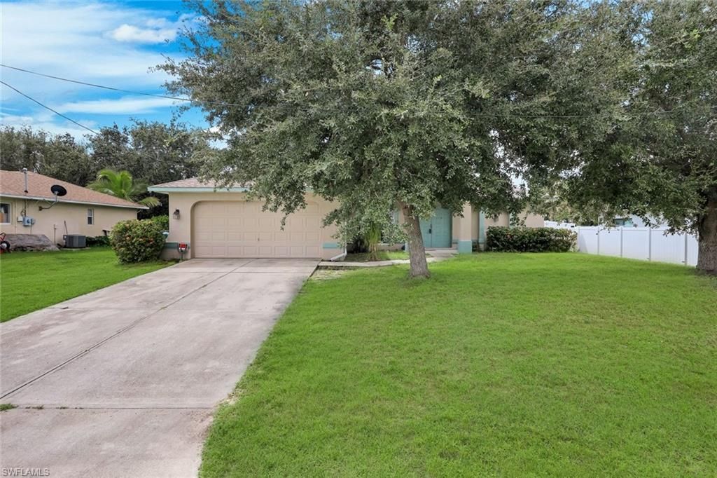 410 SW 7th Ct , Cape Coral, FL 33991 Photo