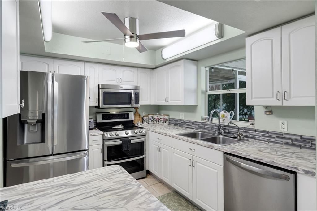 410 SW 7th Ct , Cape Coral, FL 33991 Photo