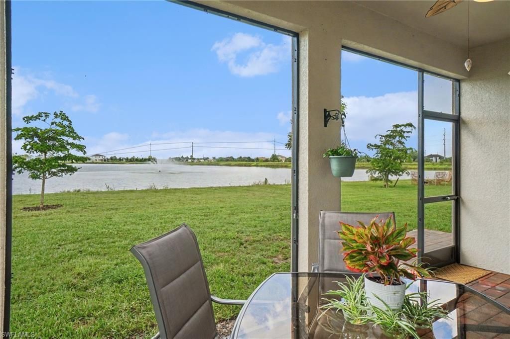 628 Parkshore Lake Ave, Cape Coral, FL 33993 Photo