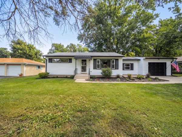 134 W Central Way, Pendleton, IN 46064