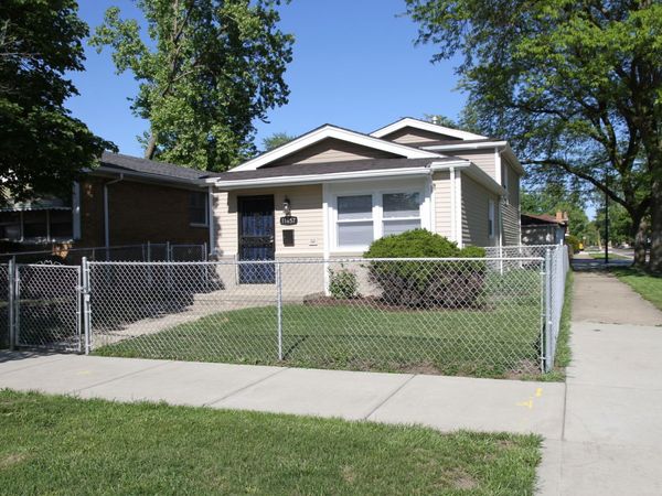 11657 S Racine Avenue, Chicago, IL 60643