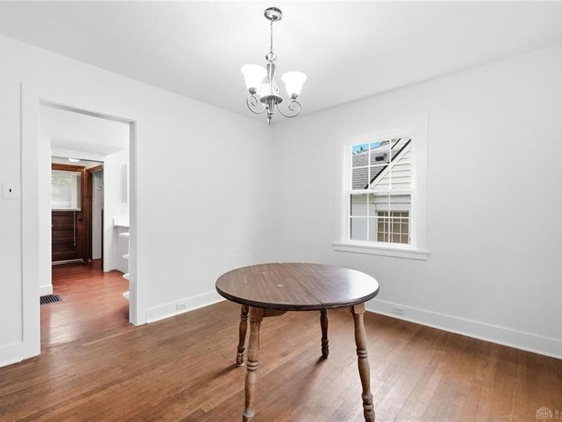 560 Irving Avenue, Oakwood, OH 45409 Photo 10