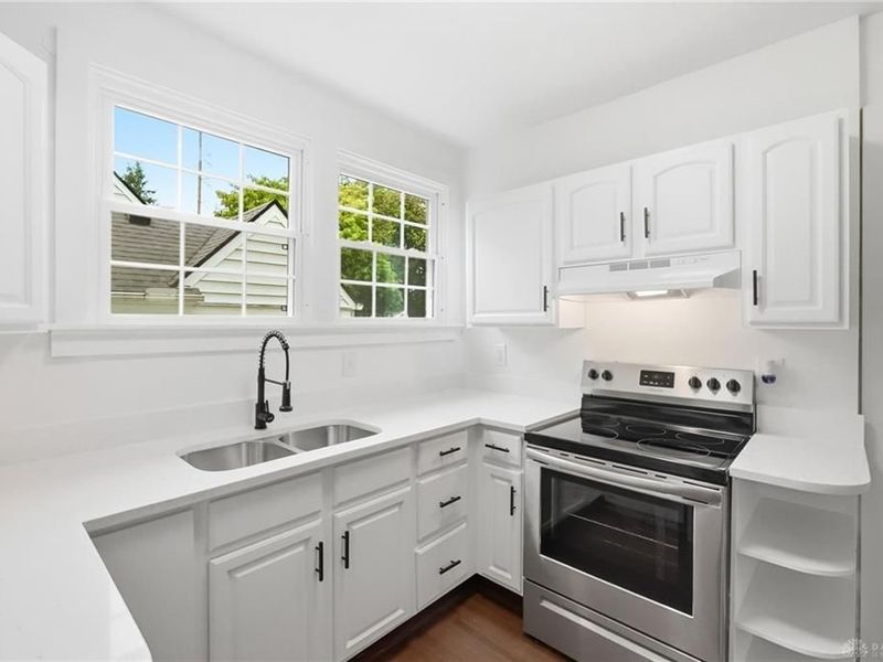 560 Irving Avenue, Oakwood, OH 45409 Photo 12