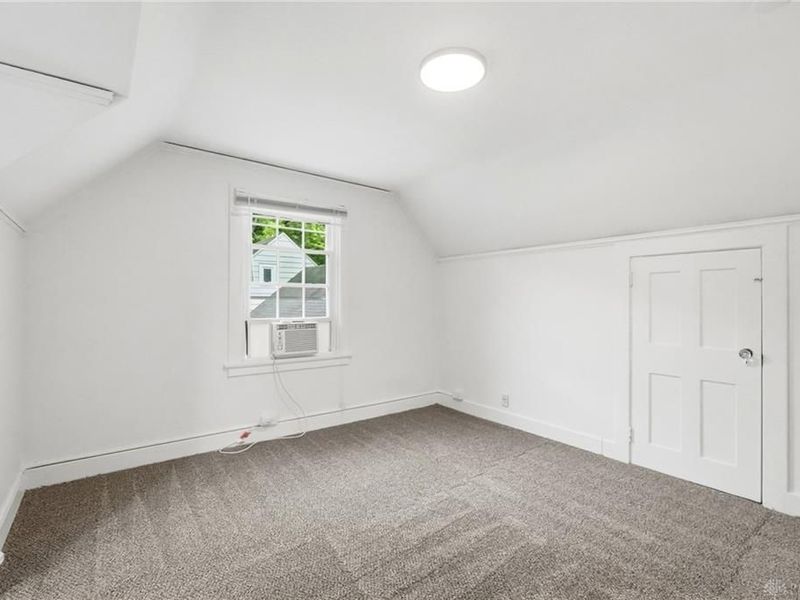 560 Irving Avenue, Oakwood, OH 45409 Photo 17