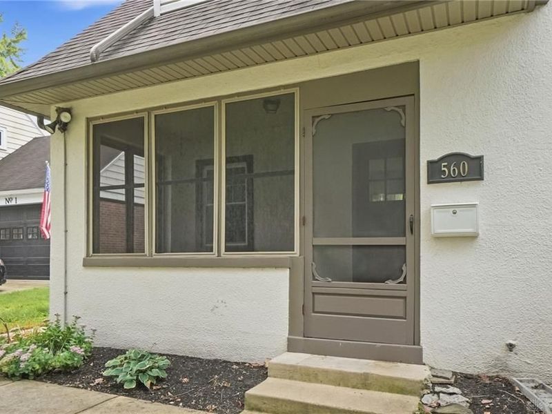 560 Irving Avenue, Oakwood, OH 45409 Photo 2