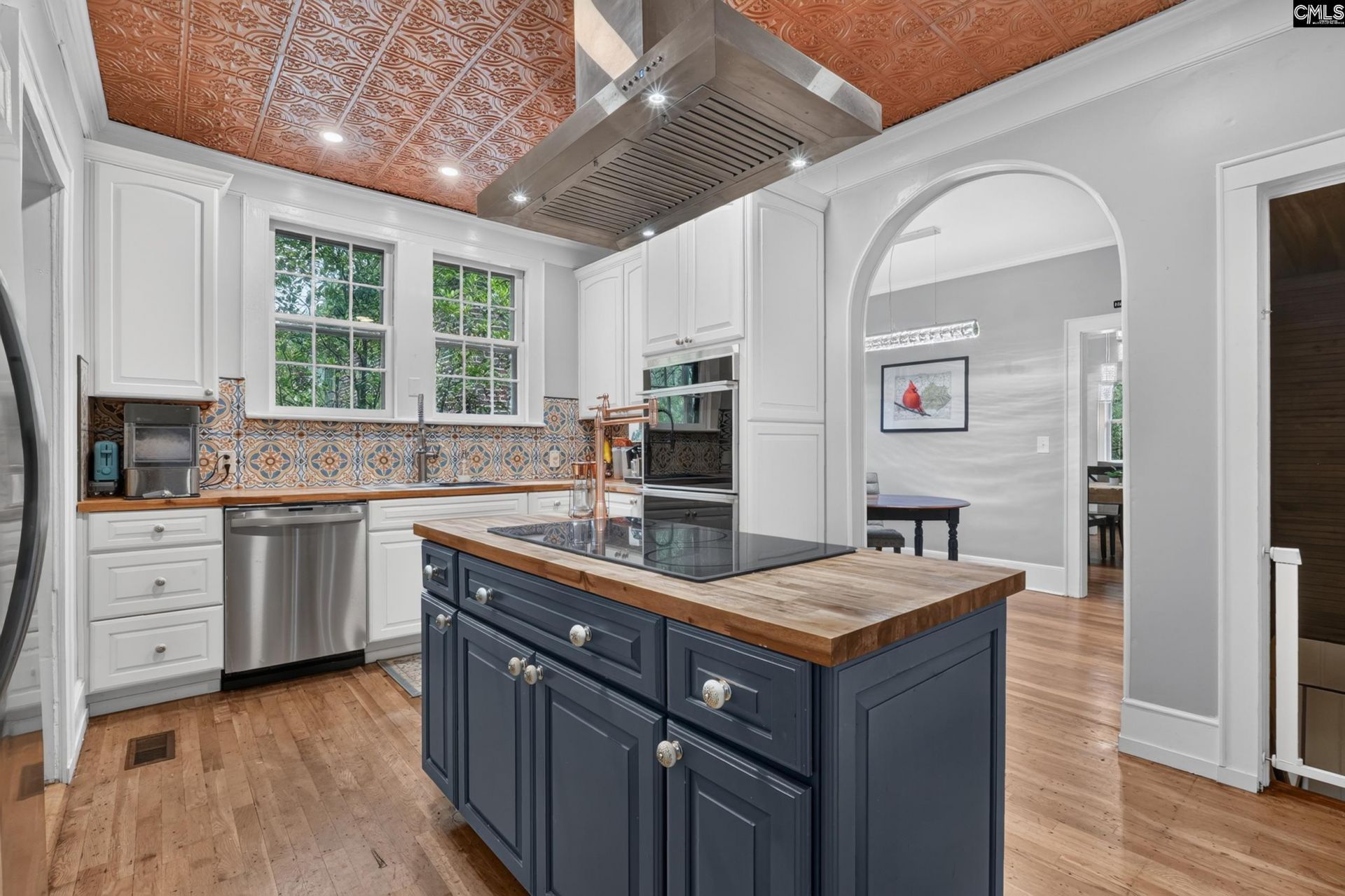 305 Fulton Street Photo 12