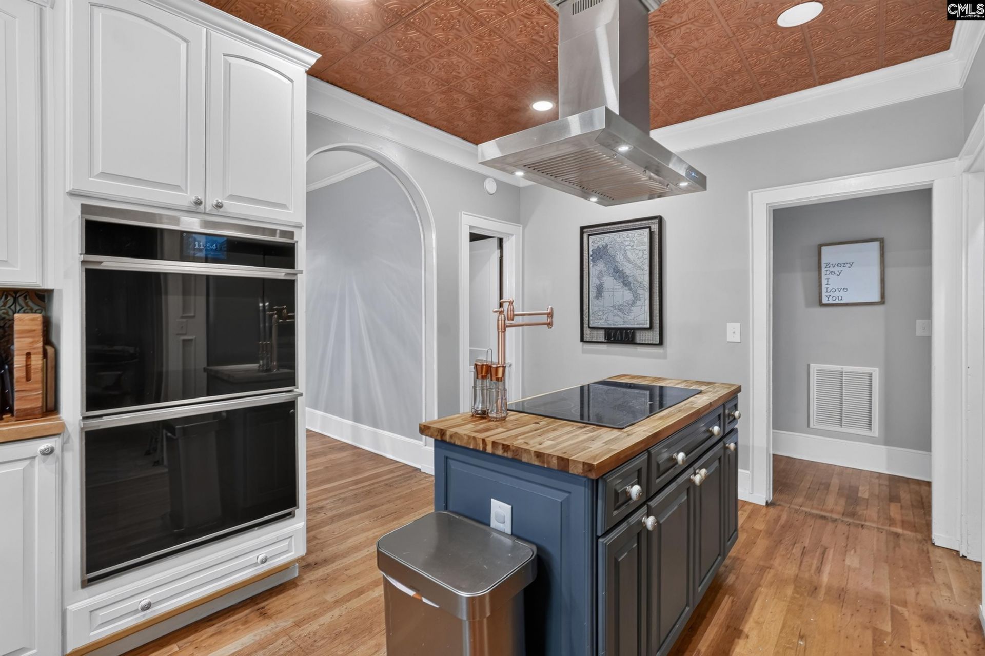 305 Fulton Street Photo 14