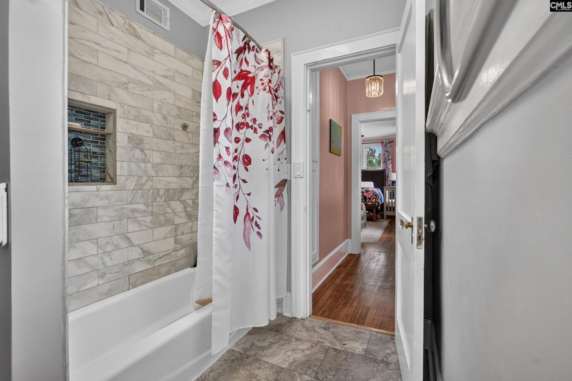 305 Fulton Street Photo 29