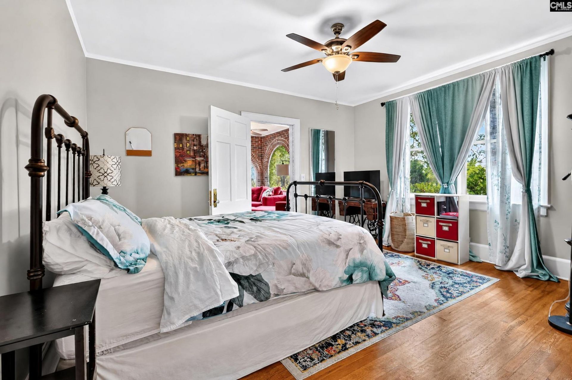 305 Fulton Street Photo 36