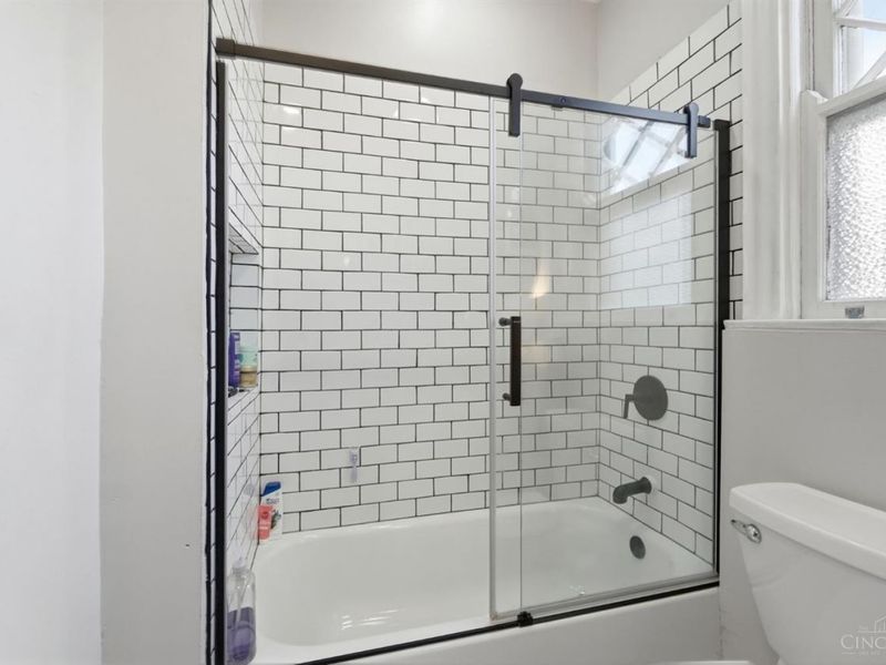 3615 Erie Avenue, Cincinnati, OH 45208 Photo 40