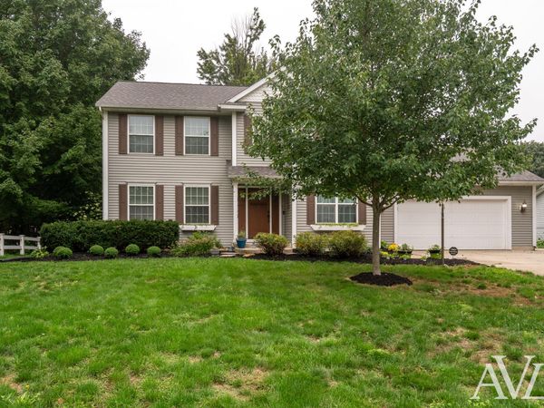 9040 Cedarview Avenue, Jenison, MI 49428