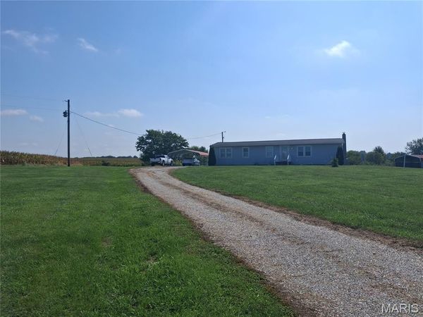 22086 Monroe Road 231, Paris, MO 65275