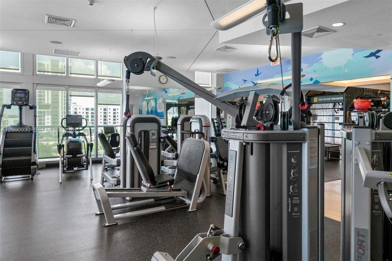 79 SW 12 St , Unit 1202-S, Miami, FL 33130 Photo