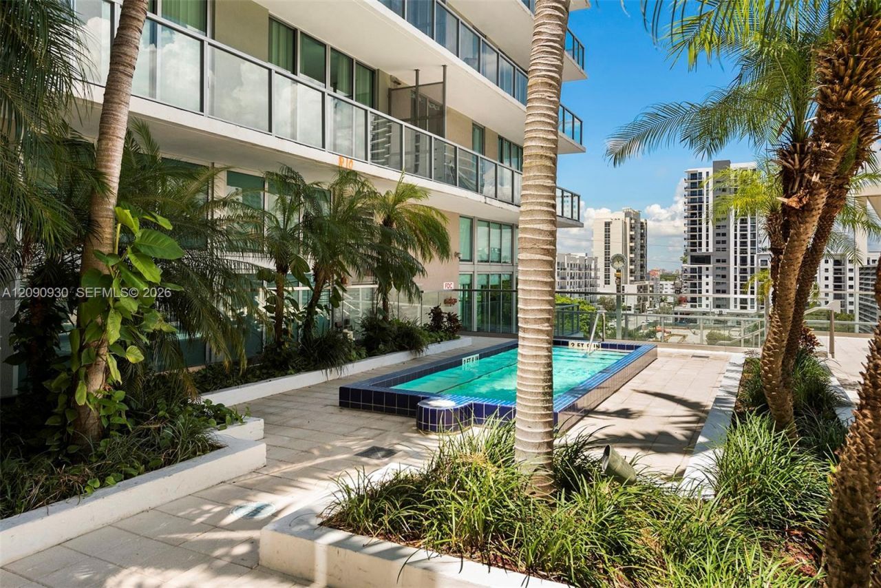 79 SW 12 St , Unit 1202-S, Miami, FL 33130 Photo
