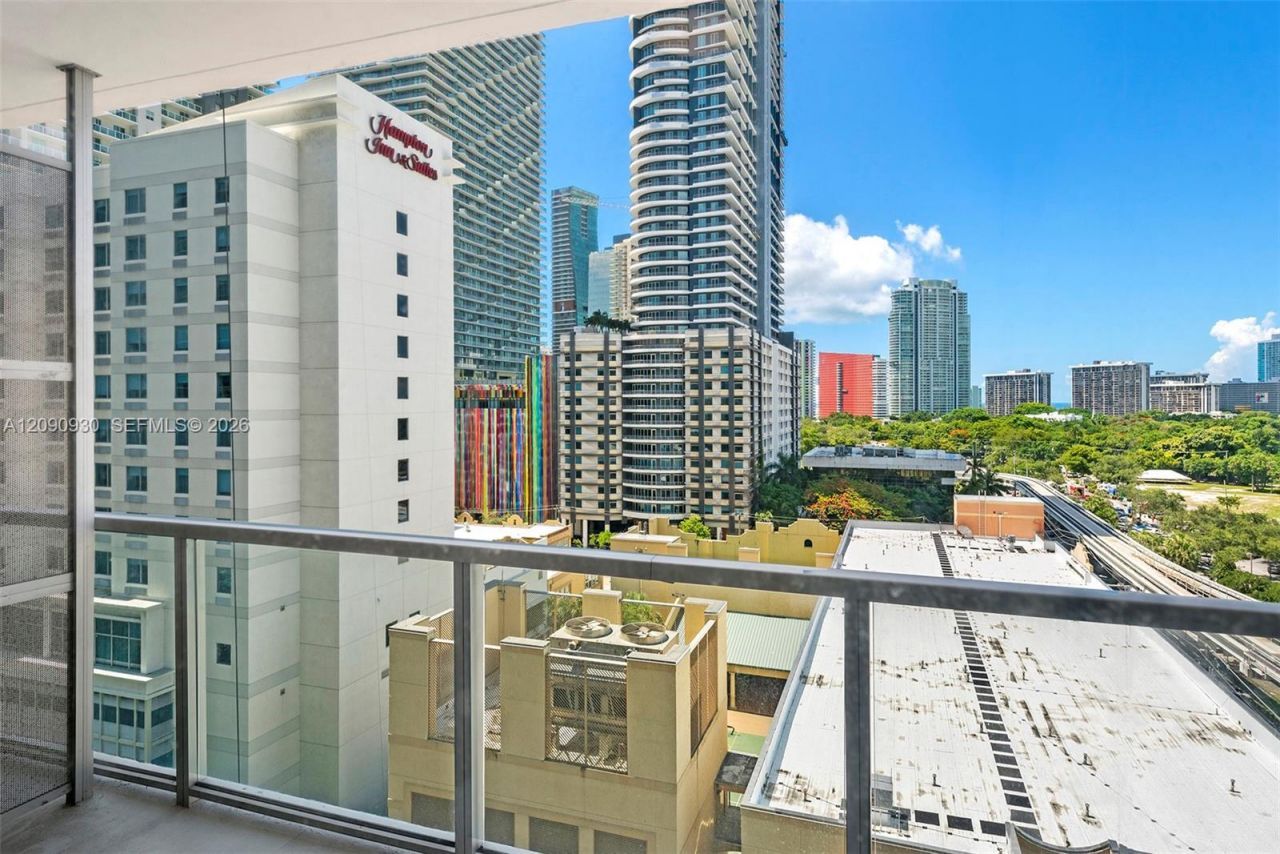 79 SW 12 St , Unit 1202-S, Miami, FL 33130 Photo