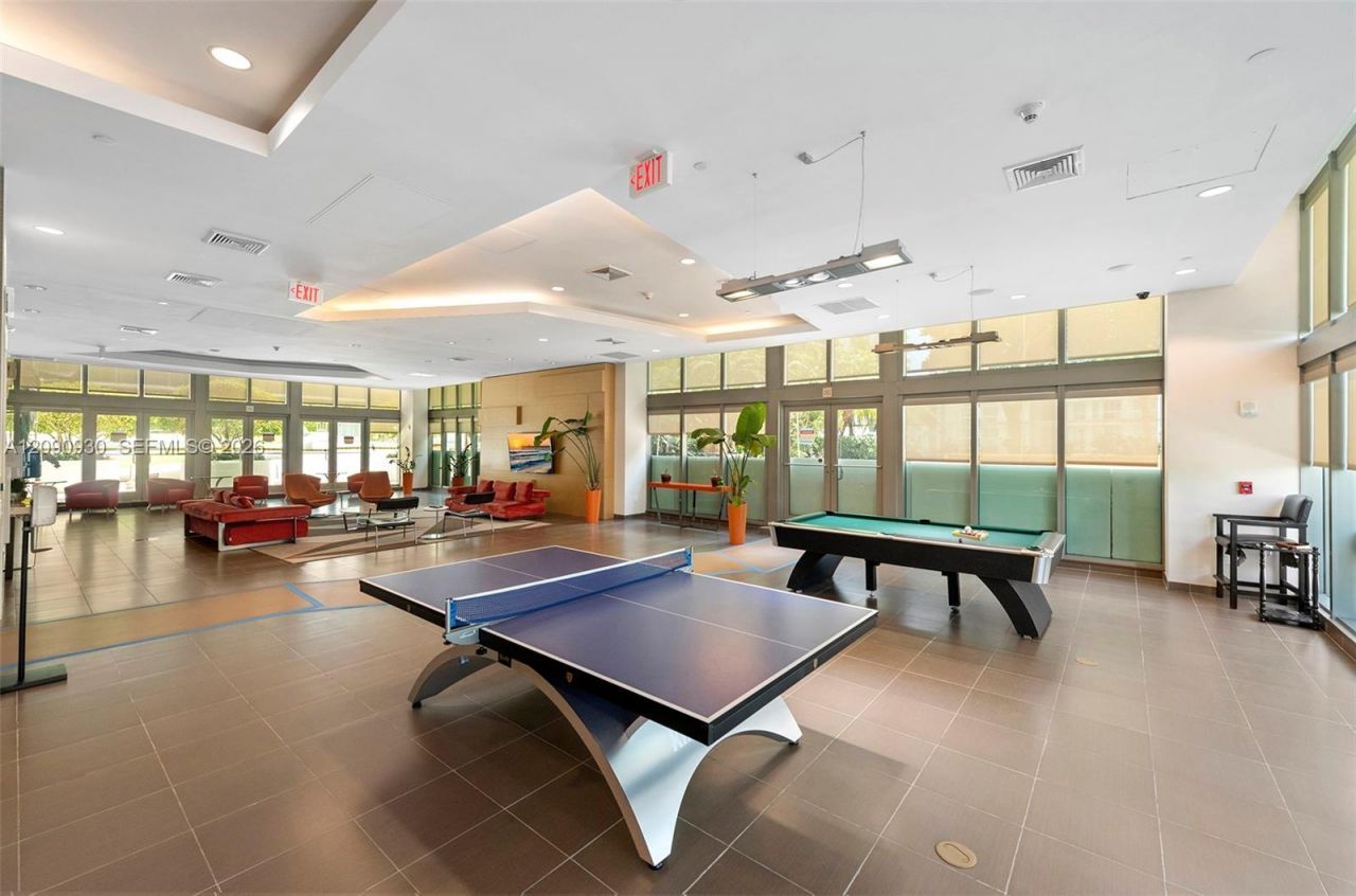 79 SW 12 St , Unit 1202-S, Miami, FL 33130 Photo