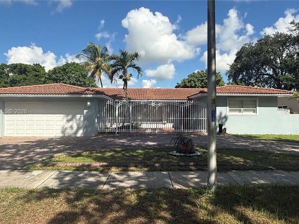 6365 S Miami Lakeway S , Miami Lakes, FL 33014