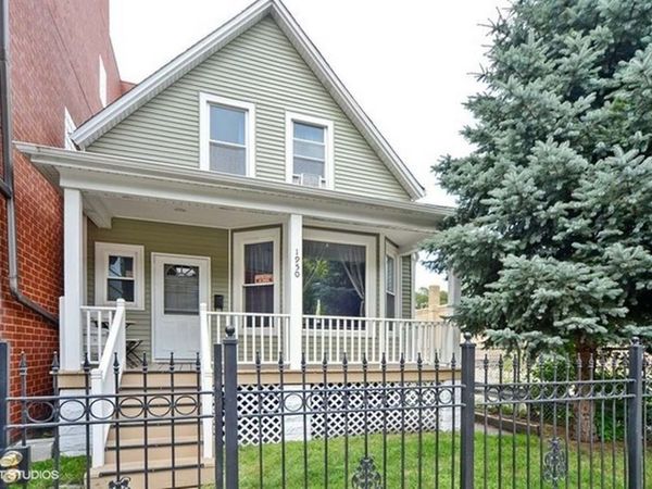 1950 W Foster Avenue, Chicago, IL 60640