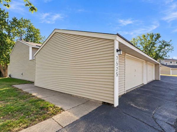 7525 Whitney Drive, Apple Valley, MN 55124